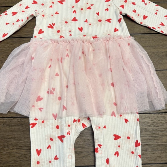 Cat & Jack Valentines Day Heart Print Tutu Romper Size 18M - Picture 6 of 9
